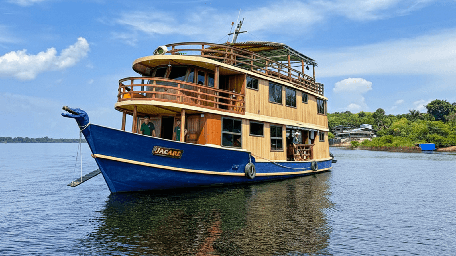 Passeio de Barco em Manaus: Uma Experiência Autêntica na Amazônia