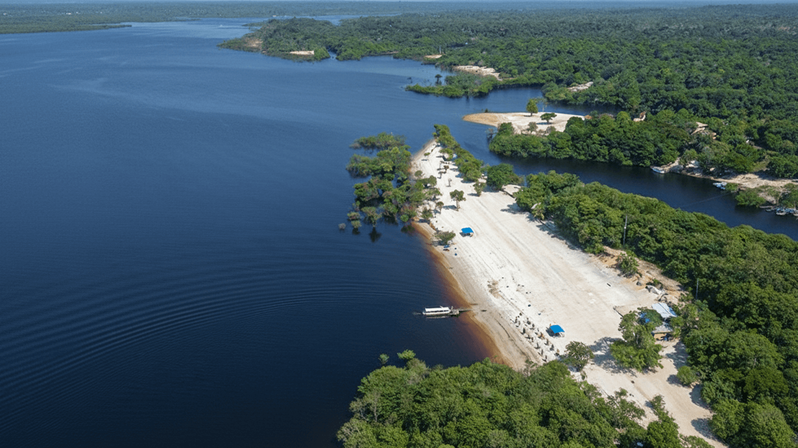 Praia da Lua: Refúgio Natural Perto de Manaus